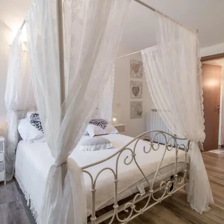 Locazione Turistica Marmore Дом отдыха *